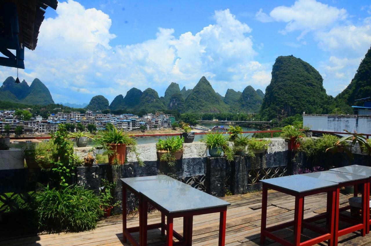 En Attendant Godot Youth Hostel Yangshuo Exteriör bild